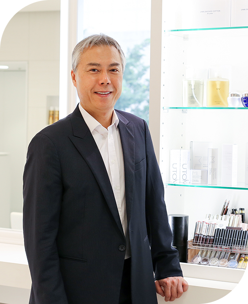 株式会社 UTOWA 代表取締役社長 植村 浩